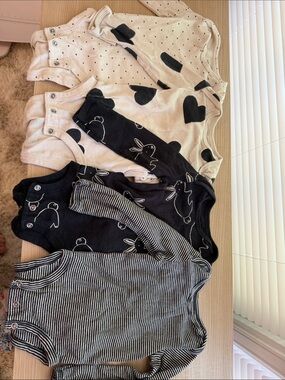 Carters 3M Neutral Baby Bodysuit Bundle - Hearts, Bunnies & Stripes